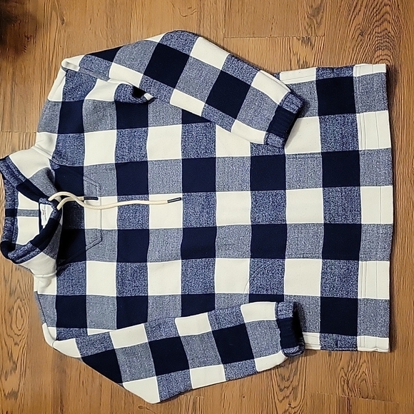 Vineyard Vines Jackets & Blazers - Vineyard Vines Cowlneck Pullover